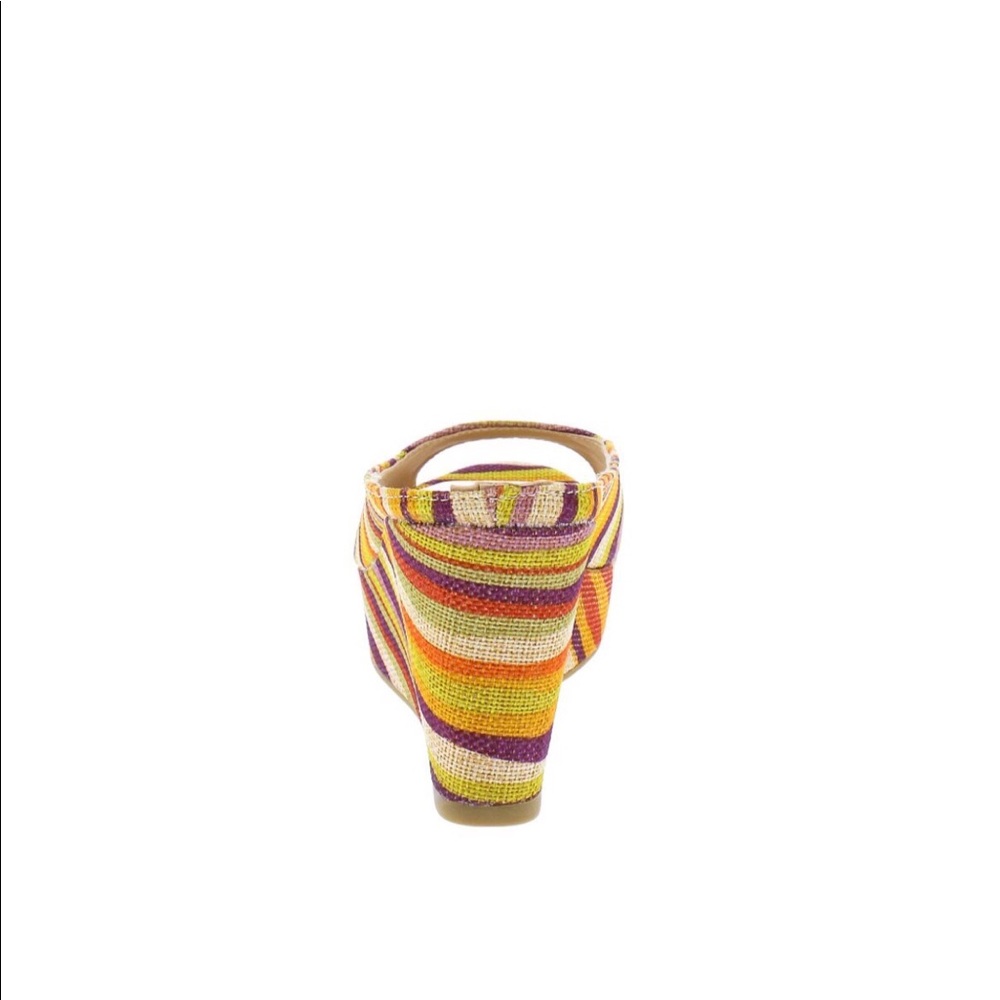 Multi Color Wedge - Picture 4 of 4